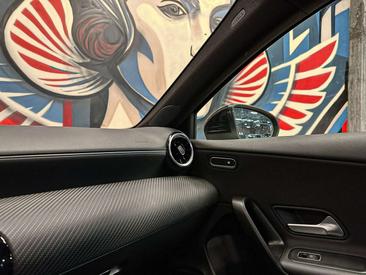 Mercedes Classe A Berline 250 E — photo 23