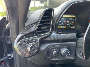 Ferrari 458 Italia — photo 21