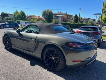 Porsche 718 Cabriolet Boxster — photo 11