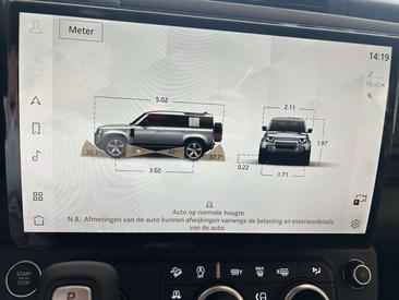 Land Rover Defender 90 D250 MHEV — photo 13