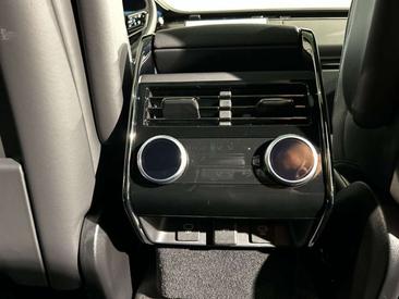 Land Rover Range Rover Sport D350 — photo 17