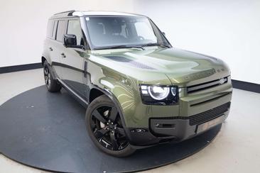 Land Rover Defender 130 D300 MHEV — photo 3