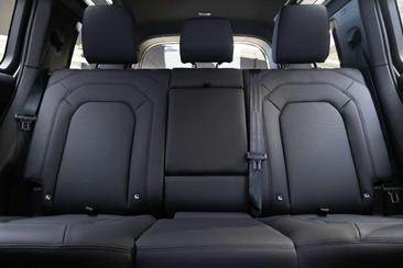Land Rover Defender 130 D300 MHEV — photo 7