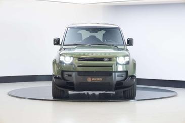 Land Rover Defender 130 D300 MHEV — photo 21