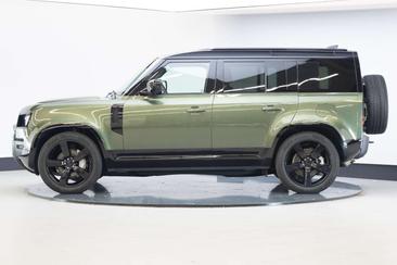 Land Rover Defender 130 D300 MHEV — photo 23