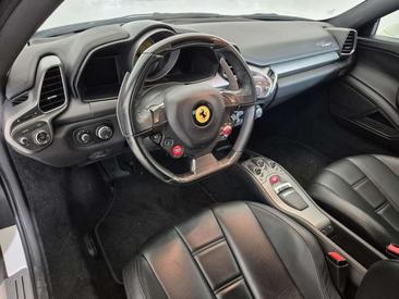 Ferrari 458 Italia — photo 6