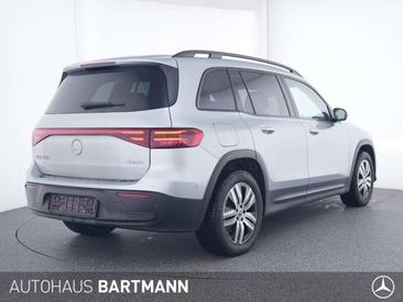 Mercedes EQB 300 4MATIC — photo 2