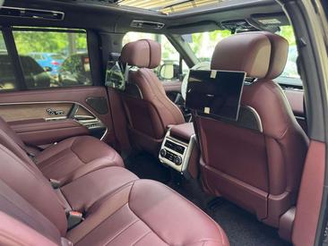 Land Rover Range Rover D350 — photo 13