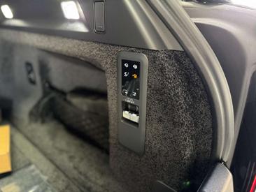 Land Rover Range Rover D350 — photo 14