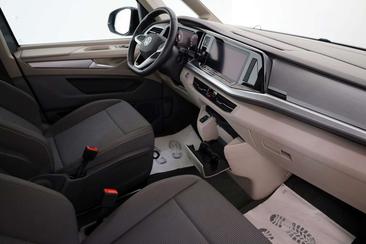 Volkswagen Multivan Van 2.0 TDI — photo 2