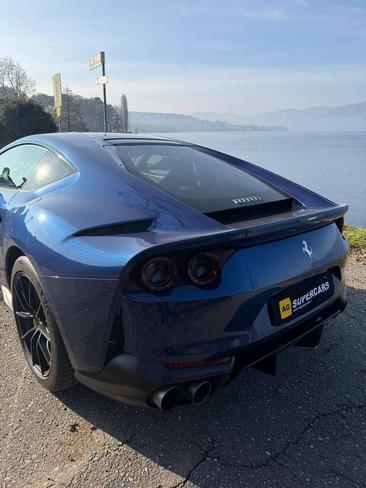Ferrari 812 Superfast — photo 2
