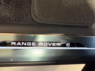 Land Rover Range Rover P550e — photo 19