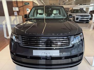 Land Rover Range Rover P550e — photo 24