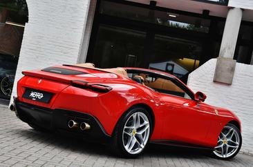 Ferrari Roma Spider — photo 8