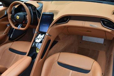 Ferrari Roma Spider — photo 13