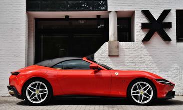 Ferrari Roma Spider — photo 15