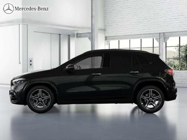 Mercedes GLA 200d — photo 2