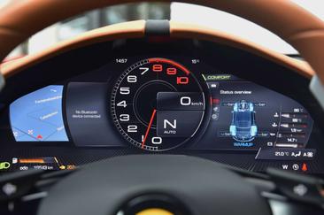 Ferrari Roma Spider — photo 32