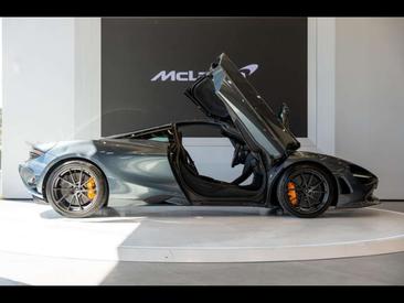 McLaren 750S — photo 7