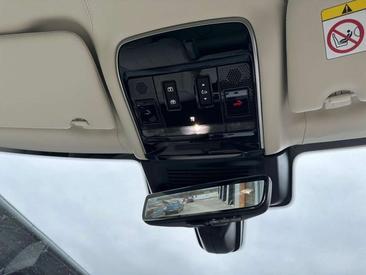 Land Rover Range Rover D350 — photo 12