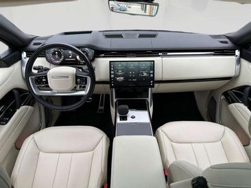 Land Rover Range Rover D350 — photo 13