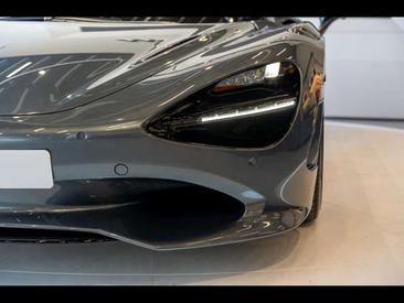 McLaren 750S — photo 10