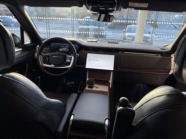 Land Rover Range Rover D350 — photo 4