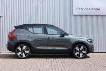 Volvo EX40 Single Motor Extended Range — photo 3