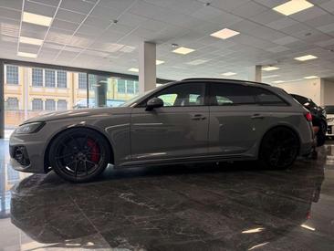 Audi RS4 Avant — photo 3