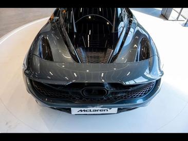McLaren 750S — photo 23