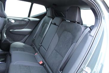 Volvo EX40 Single Motor Extended Range — photo 11