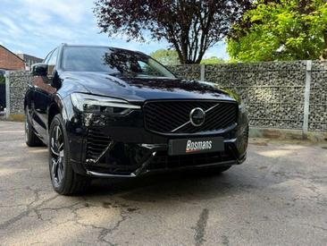 Volvo XC60 B5 — photo 4
