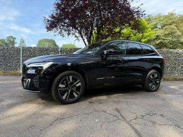 Volvo XC60 B5 — photo 10