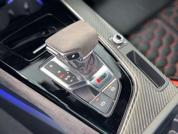 Audi RS4 Avant — photo 25