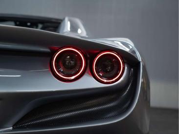 Ferrari F8 Spider — photo 15