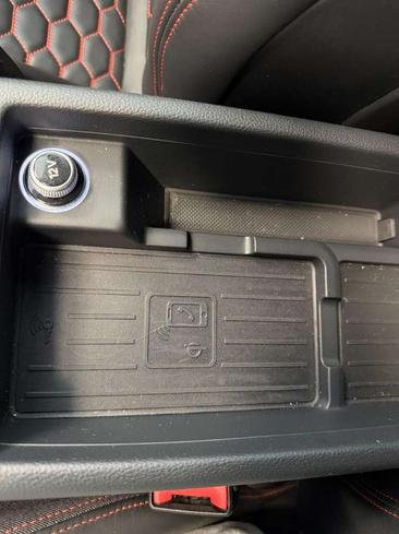 Audi RS4 Avant — photo 28