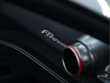 Ferrari F8 Spider — photo 16