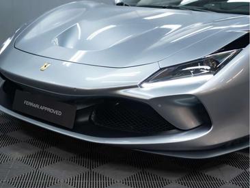 Ferrari F8 Spider — photo 23