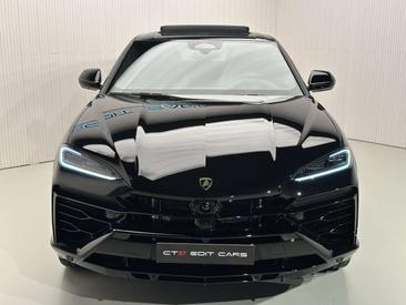Lamborghini Urus SE — photo 11