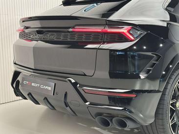 Lamborghini Urus SE — photo 17