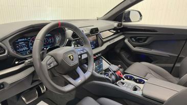 Lamborghini Urus SE — photo 24