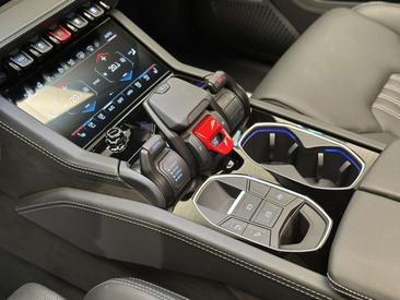 Lamborghini Urus SE — photo 25