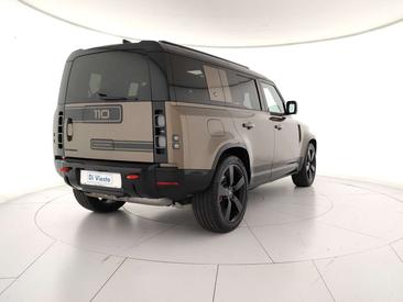 Land Rover Defender 130 D300 MHEV — photo 3