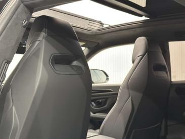 Lamborghini Urus SE — photo 36