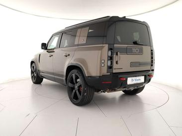 Land Rover Defender 130 D300 MHEV — photo 8