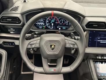 Lamborghini Urus SE — photo 45