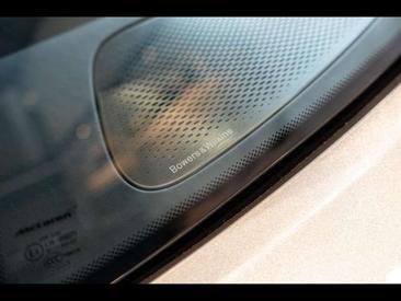 McLaren Artura — photo 23