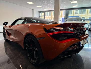 McLaren 720S — photo 5