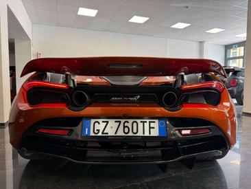 McLaren 720S — photo 6