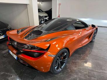 McLaren 720S — photo 8